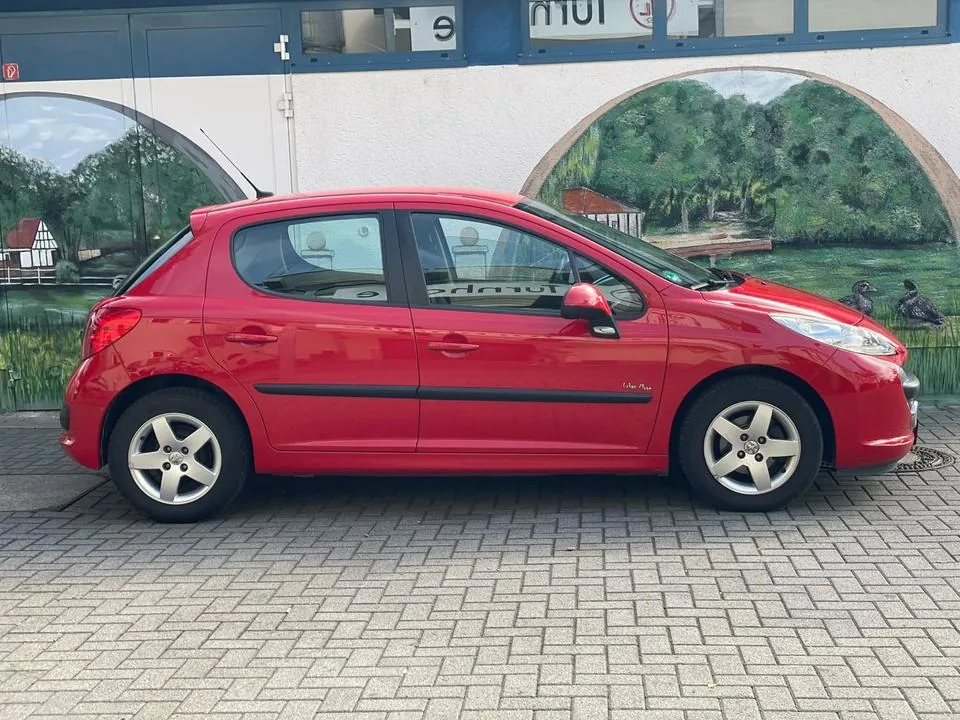 Peugeot 207