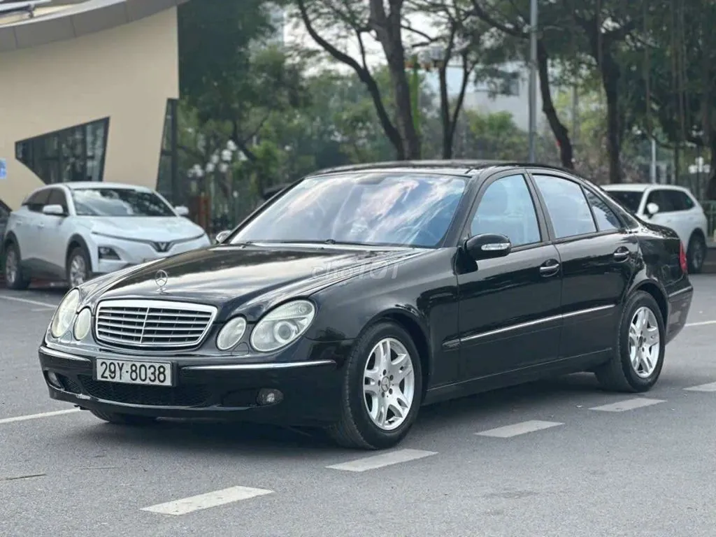 Mercedes-Benz E280 2005 photo 5