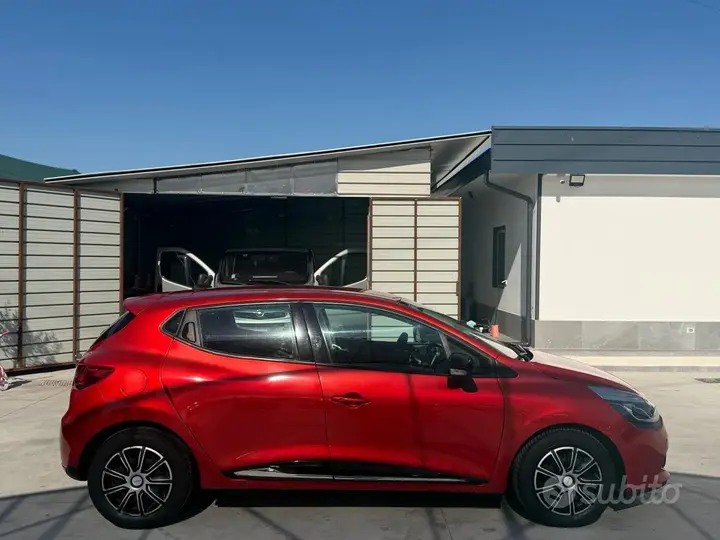 Renault Clio 2013 photo 4