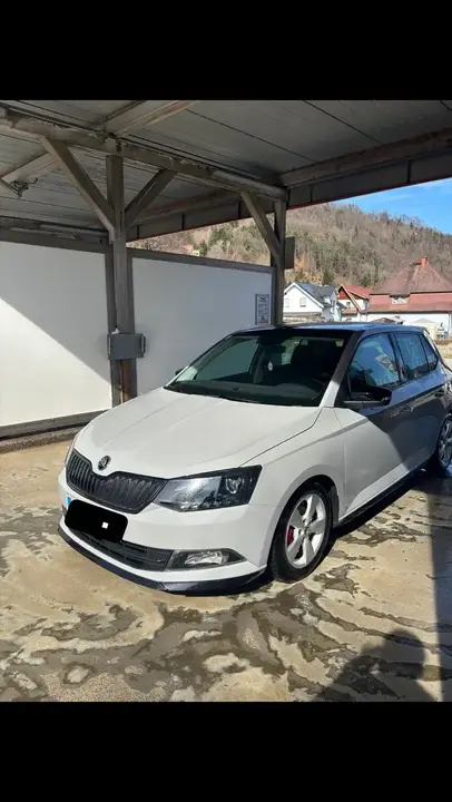 Skoda Fabia 2018 photo 2