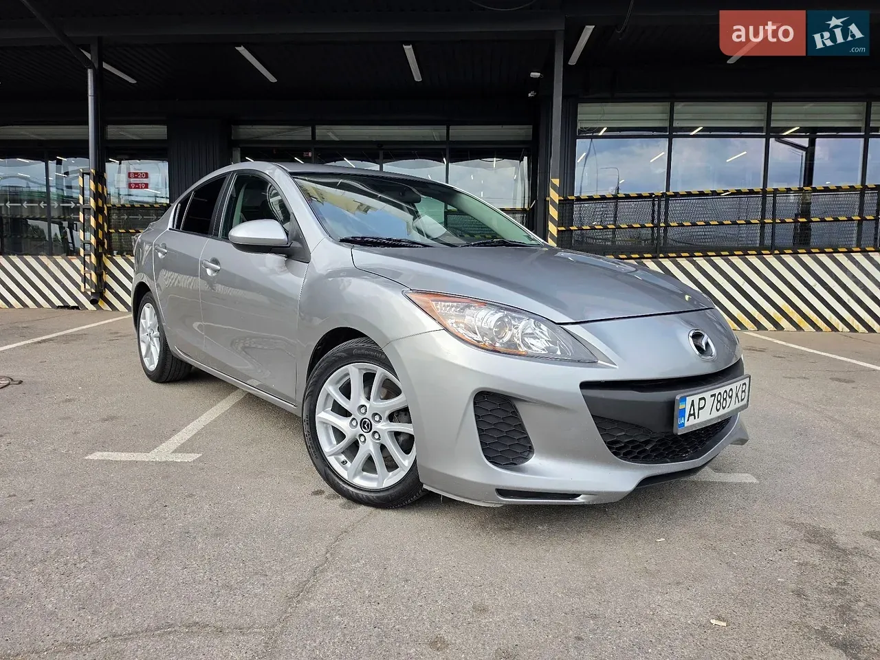Mazda 3 2011 photo 5
