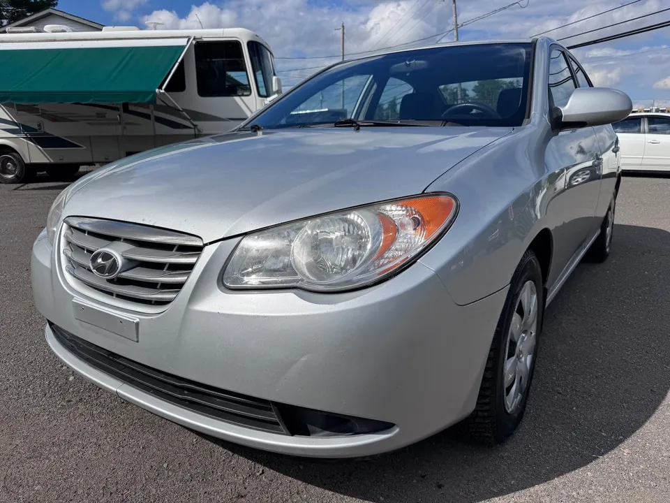 Hyundai Elantra 2010 photo 2