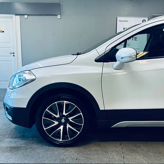 Suzuki Sx4 S-Cross 2015 photo 4