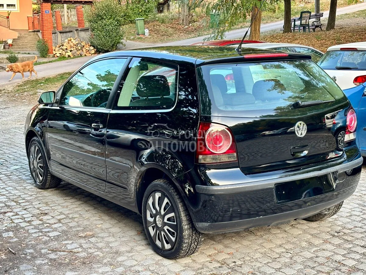 Volkswagen Polo 2008 photo 4