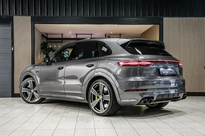 Porsche Cayenne 2020 photo 3