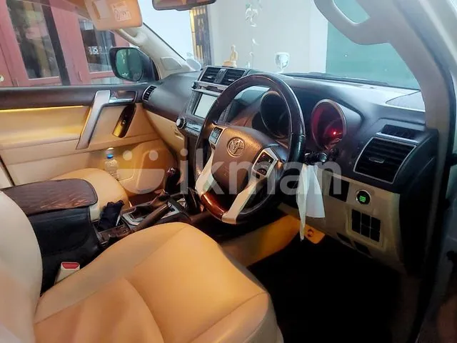 Toyota Land Cruiser Prado 2014 photo 3
