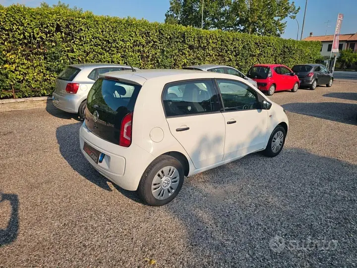 Volkswagen Up 2014 photo 4