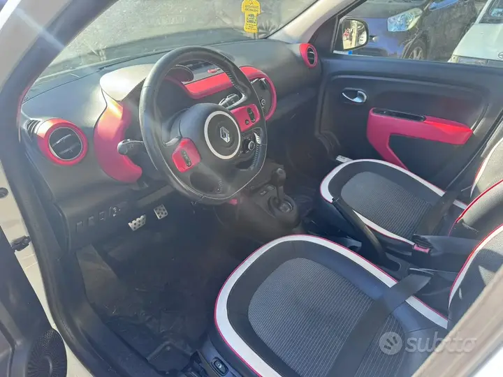 Renault Twingo 2016 photo 2