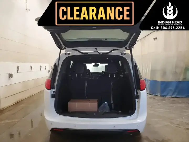 Chrysler Grand Caravan 2026 photo 5