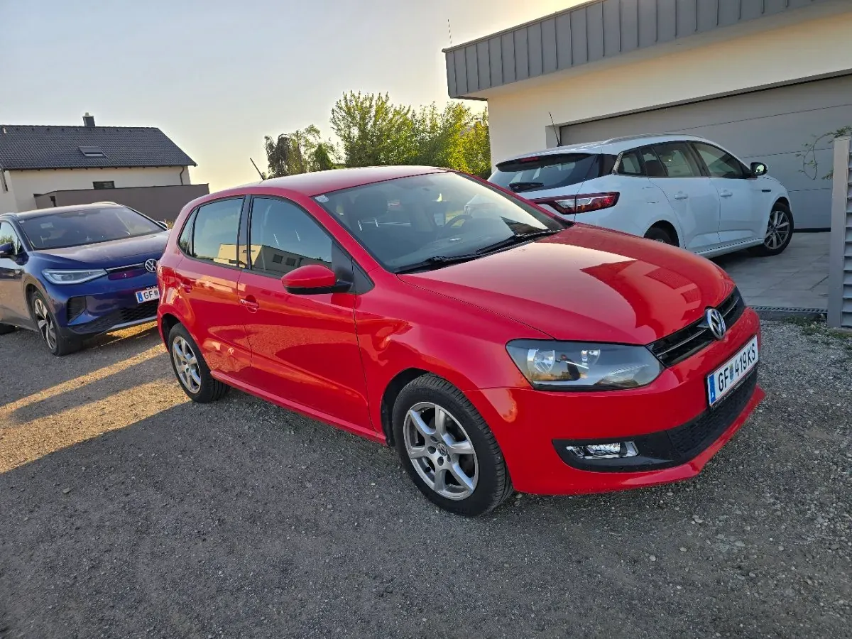 Volkswagen Polo 2013 photo 2