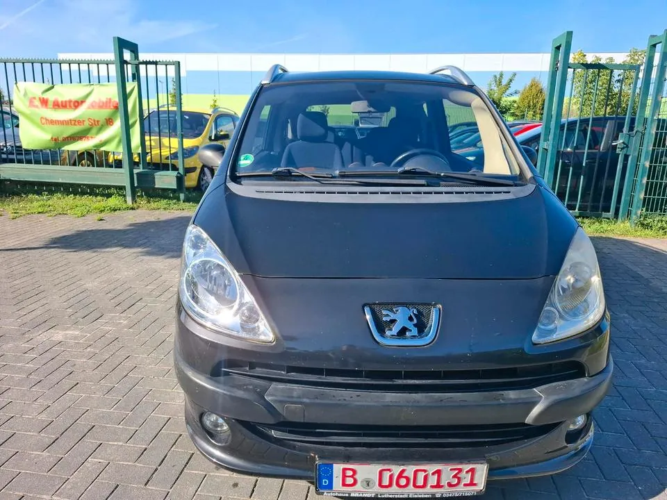 Peugeot 1007
