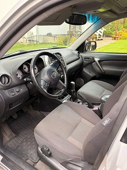 Toyota Rav4 2005 photo 4