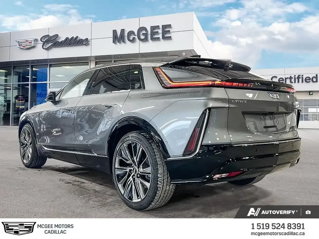 Cadillac Lyriq 2026 photo 2