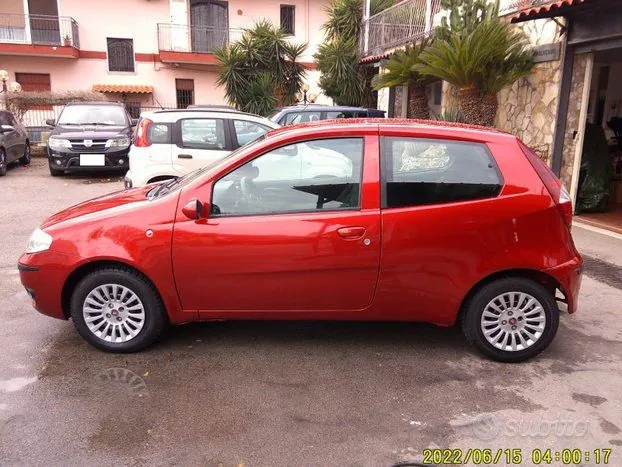 Fiat Punto 2007 photo 2