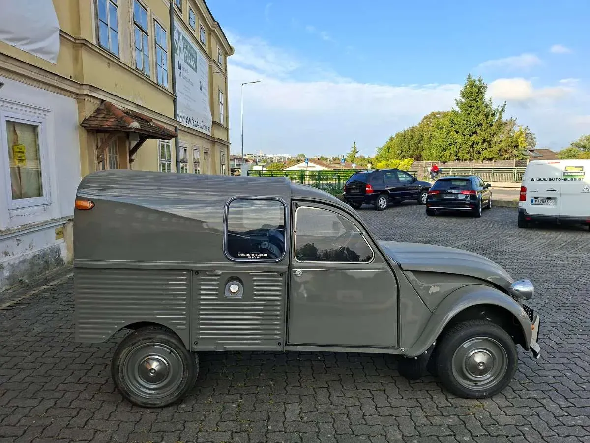 Citroen 2Cv 1971 photo 2