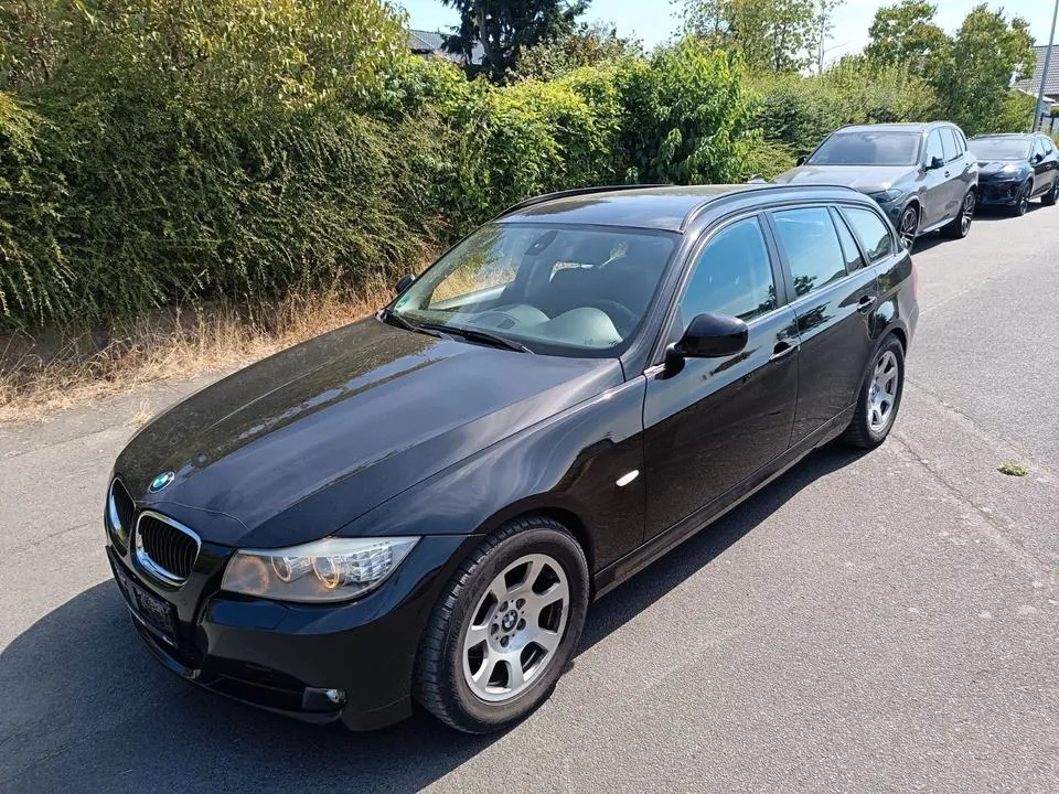 BMW 318I