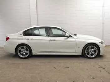 BMW 330E 2017 photo 4
