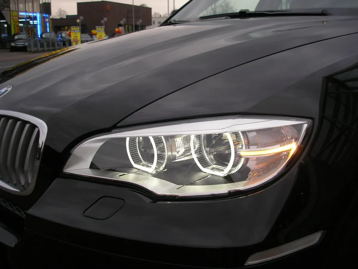 BMW X6 2012 photo 2