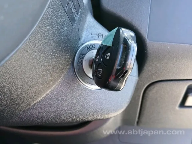 Toyota Hiace Commuter Gl 2011 photo 4