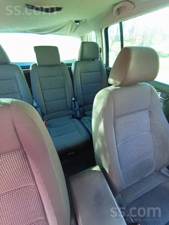 Volkswagen Touran 2006 photo 5