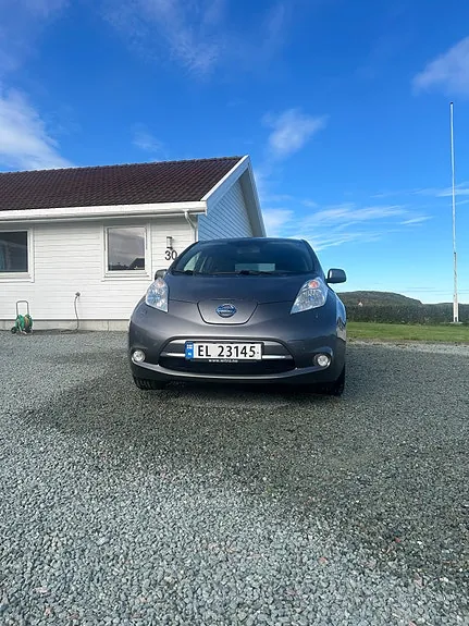 Nissan Leaf 2013 photo 3