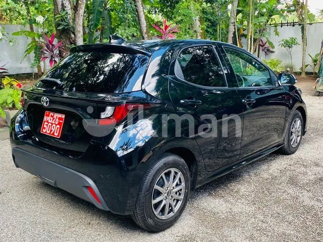 Toyota Yaris 2023 photo 4