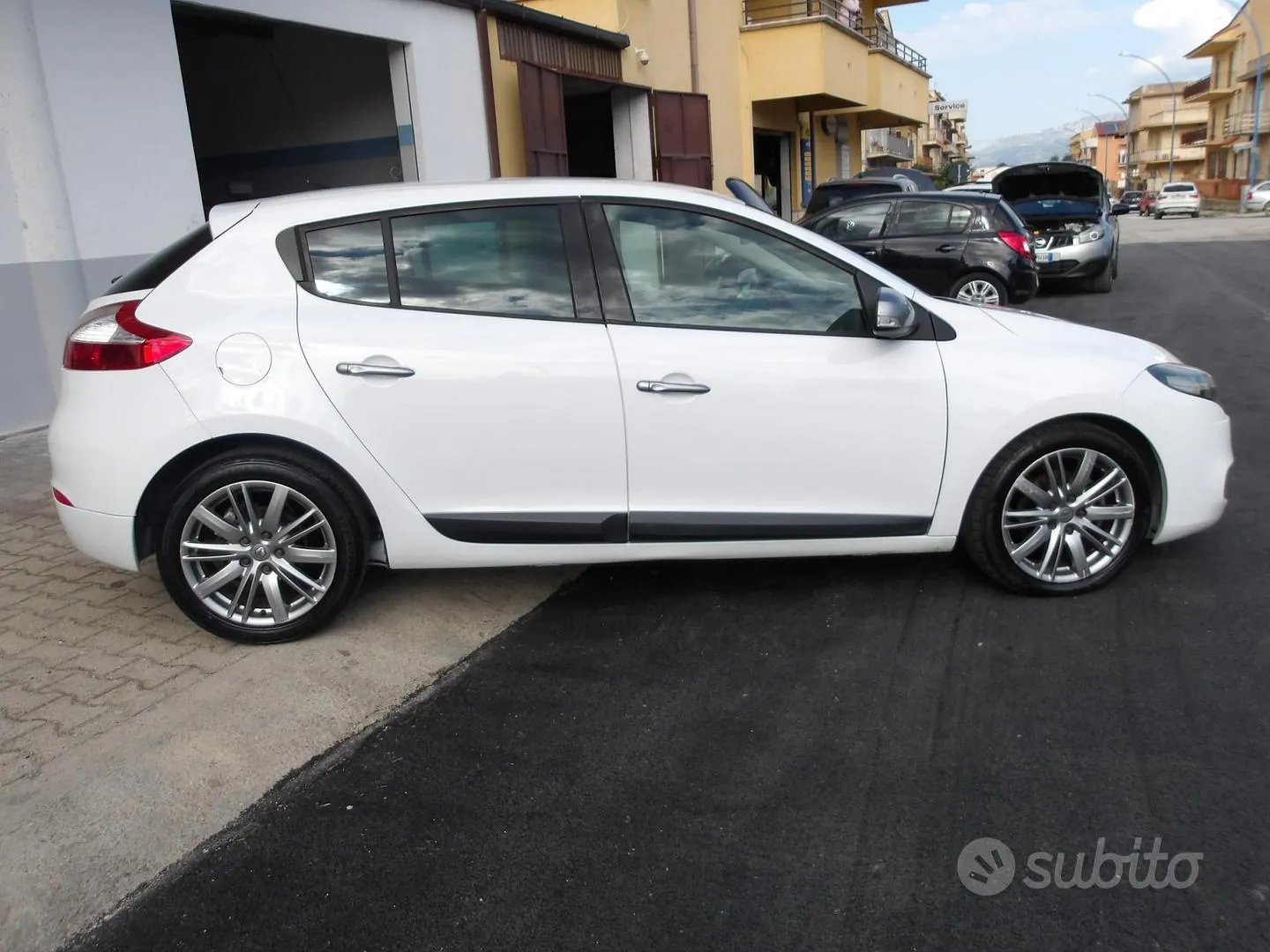 Renault Megane 2010 photo 5