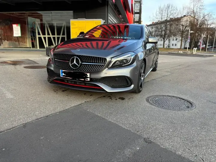 Mercedes-Benz A-Class 2018 photo 3