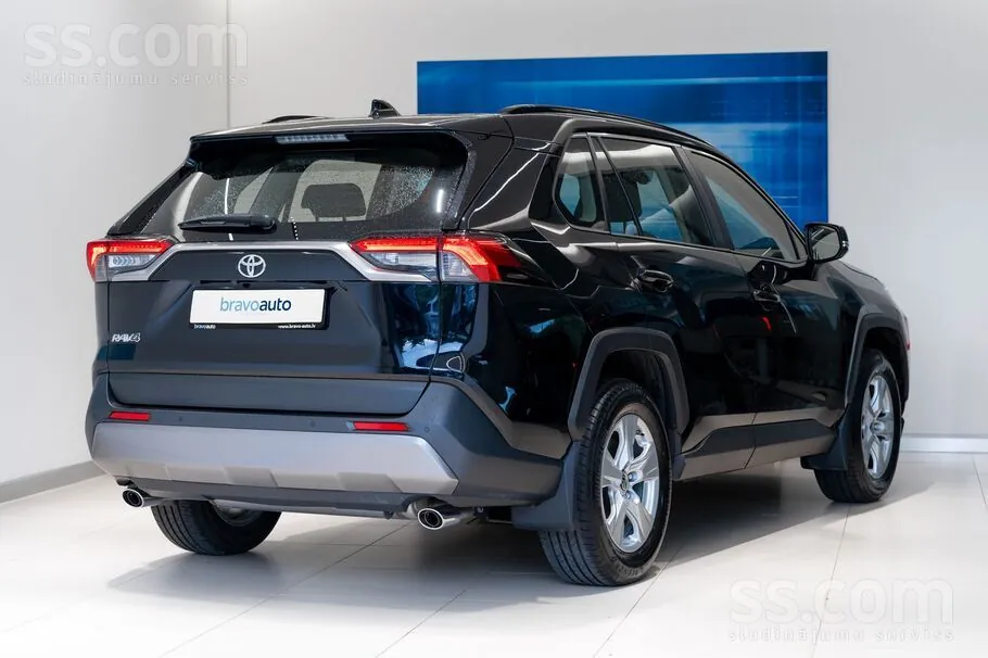 Toyota Rav 4 2019 photo 3