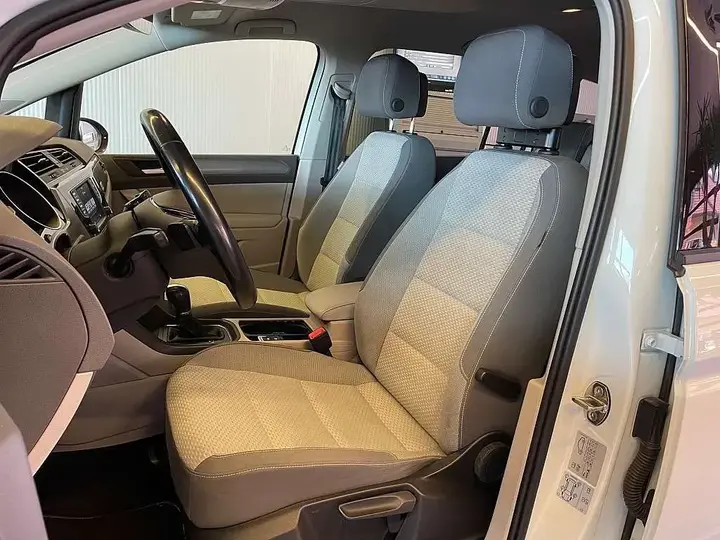 Volkswagen Touran 2016 photo 3