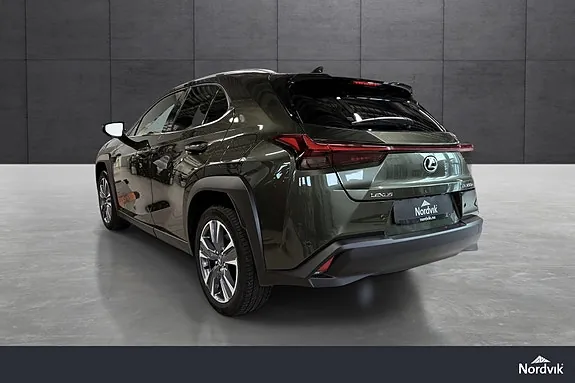 Lexus Ux300E 2025 photo 4
