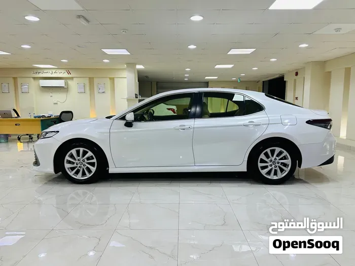 Toyota Camry 2022 photo 4