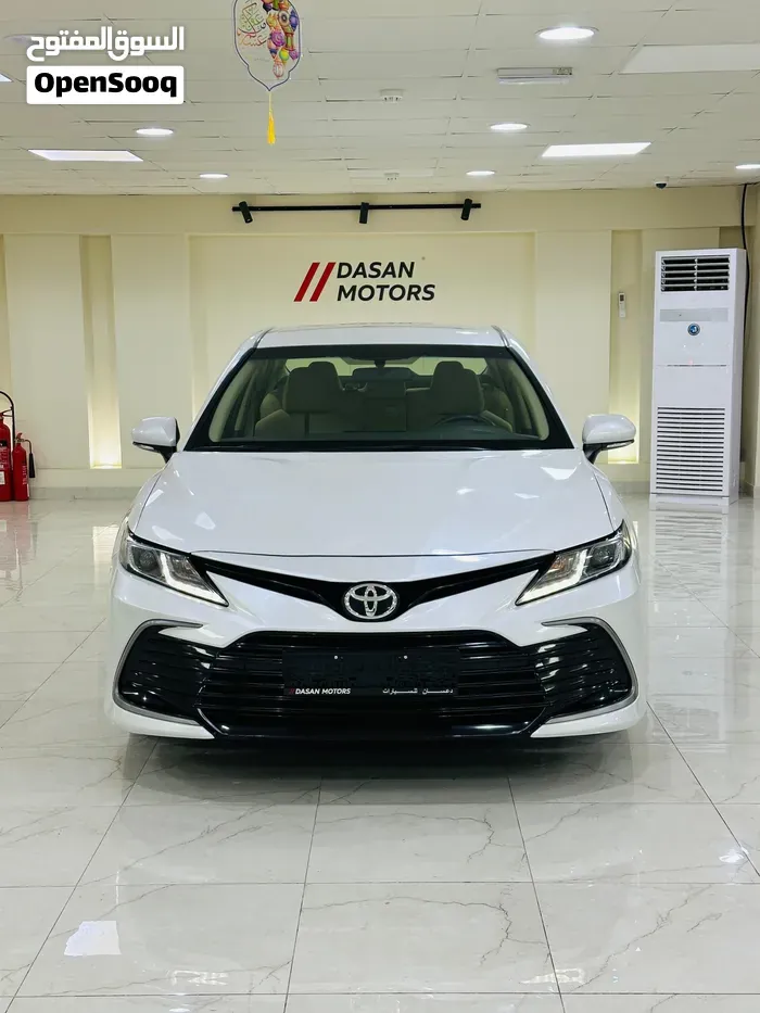 Toyota Camry 2022 photo 3