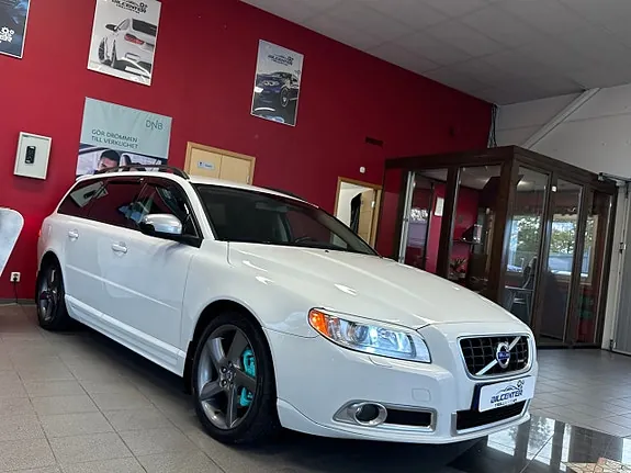 Volvo V70 2009 photo 2