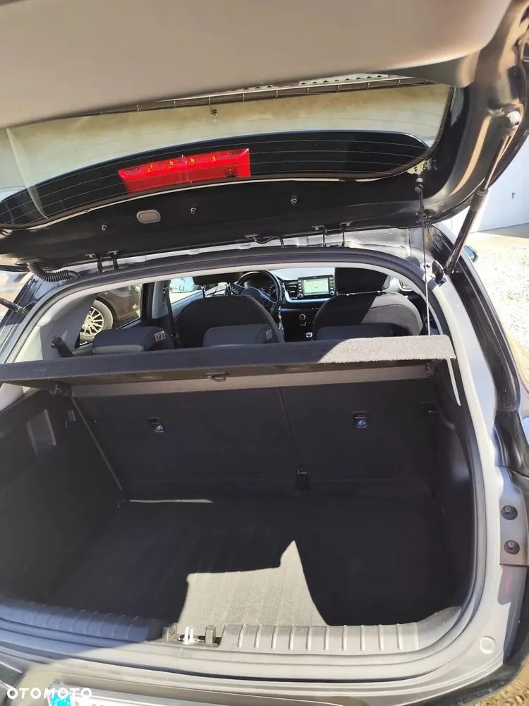 Kia Stonic 2018 photo 4