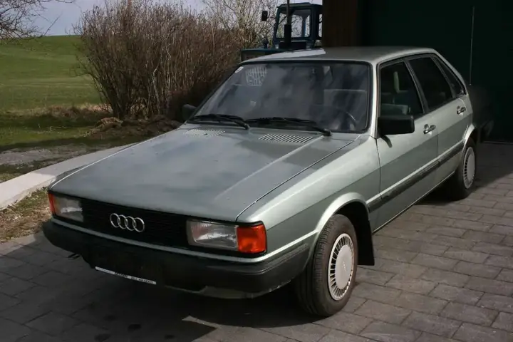 Audi 80