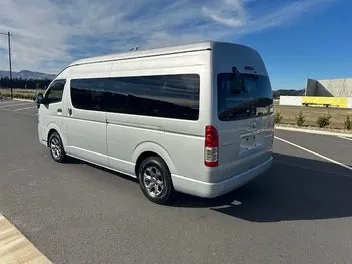 Toyota Hiace 2020 photo 4