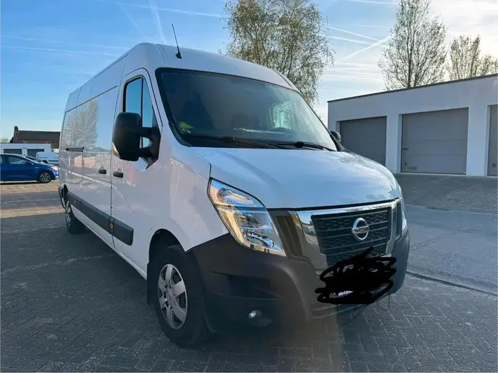 Nissan Interstar