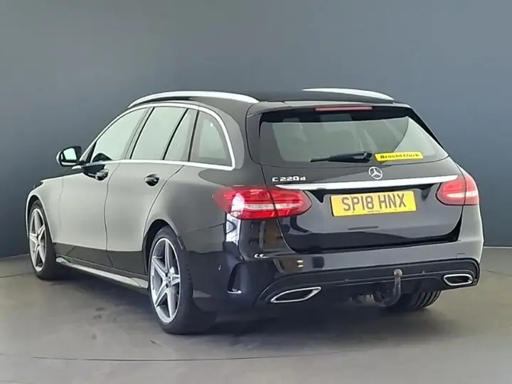 Mercedes-Benz C-Class 2018 photo 2