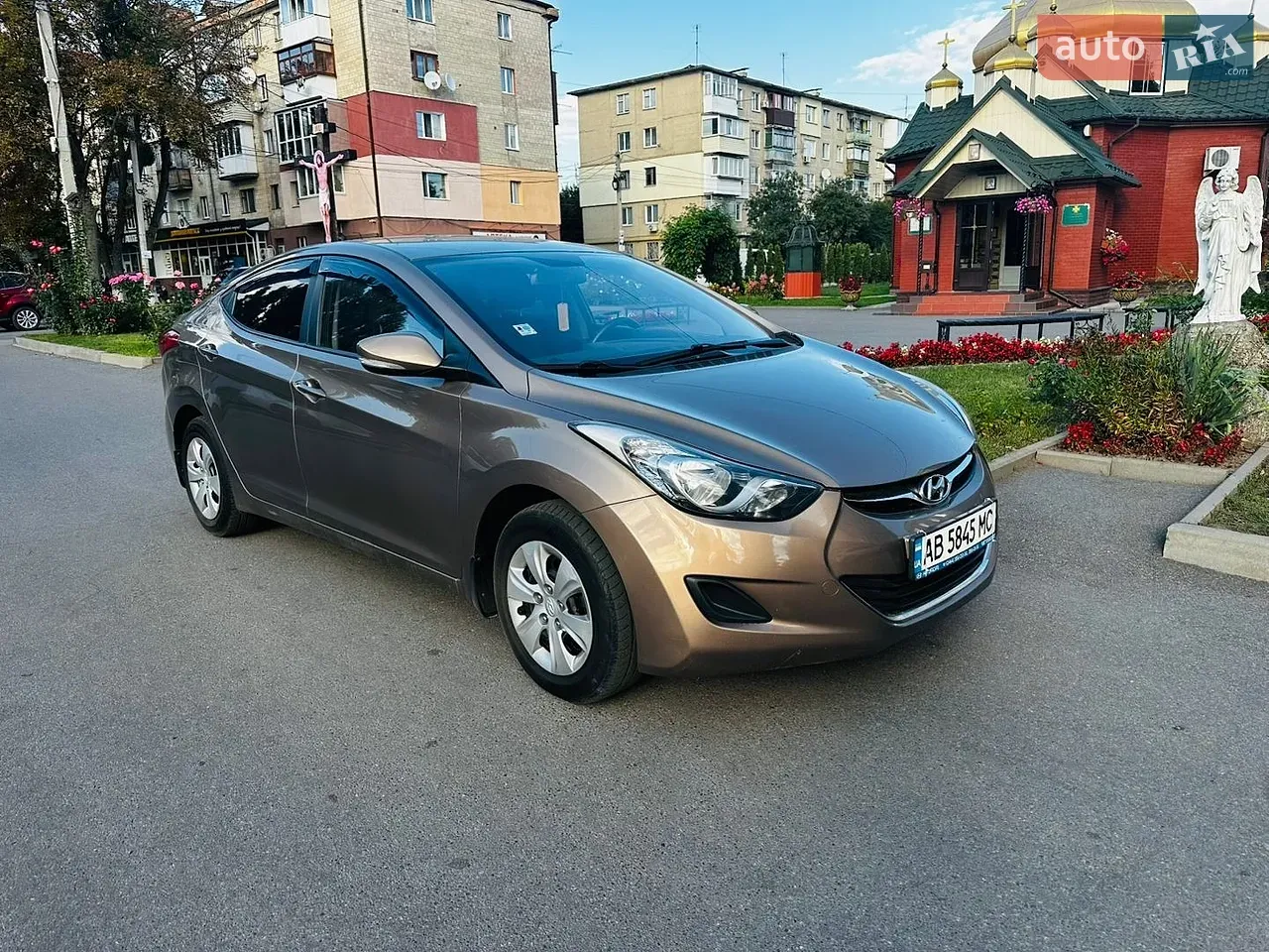 Hyundai Elantra