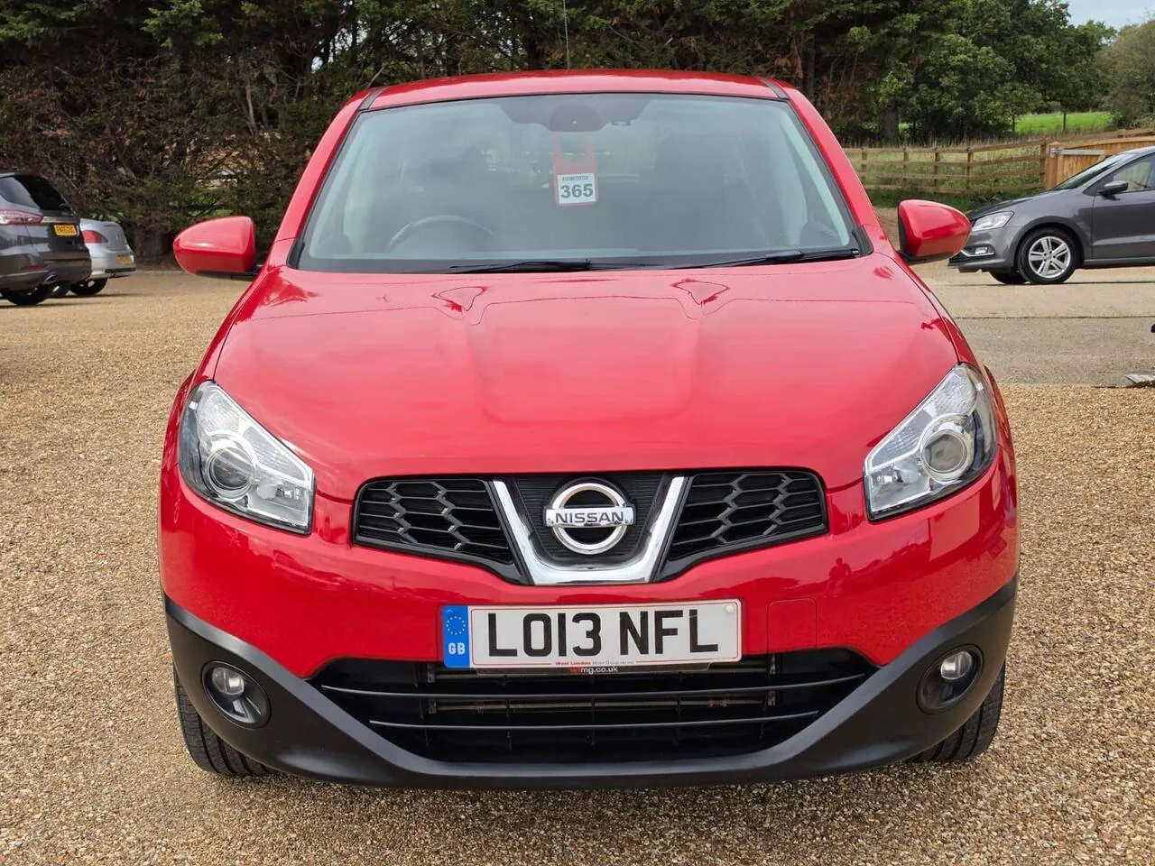 Nissan Qashqai 2013 photo 2