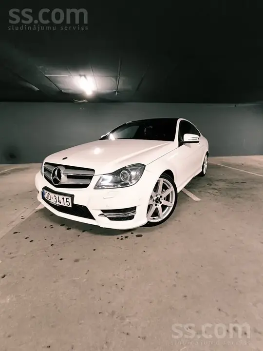 Mercedes-Benz C250