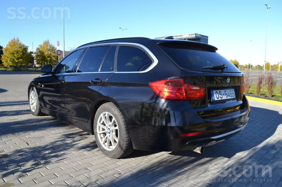 BMW 318 2013 photo 3