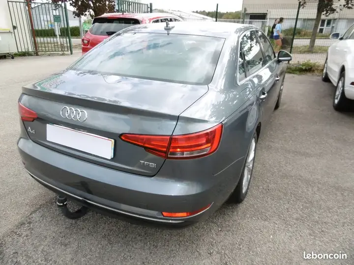 Audi A4 2017 photo 4