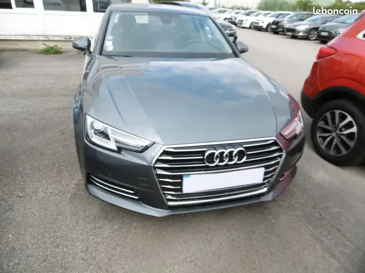 Audi A4 2017 photo 2