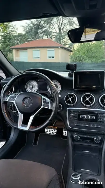 Mercedes-Benz A-Class 2015 photo 5