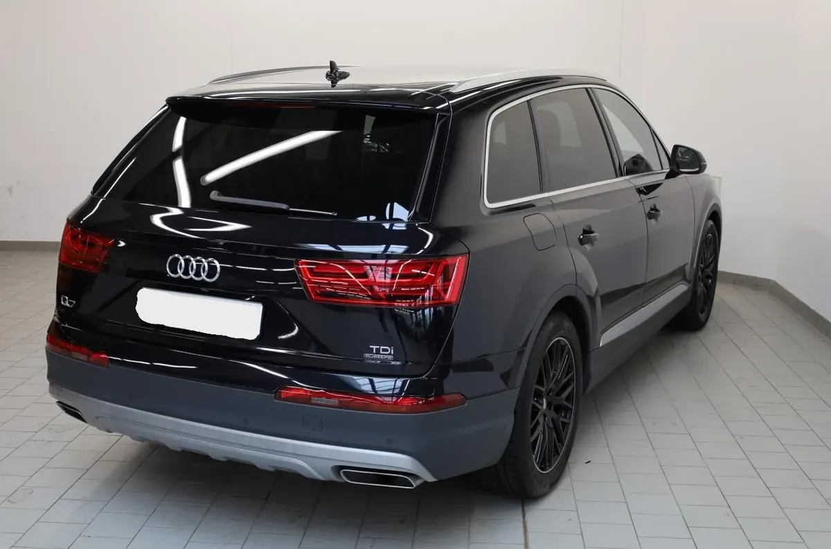 Audi Q7 2019 photo 3