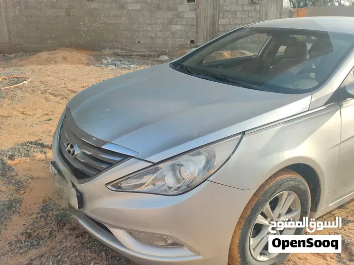 Hyundai Sonata 2012 photo 4
