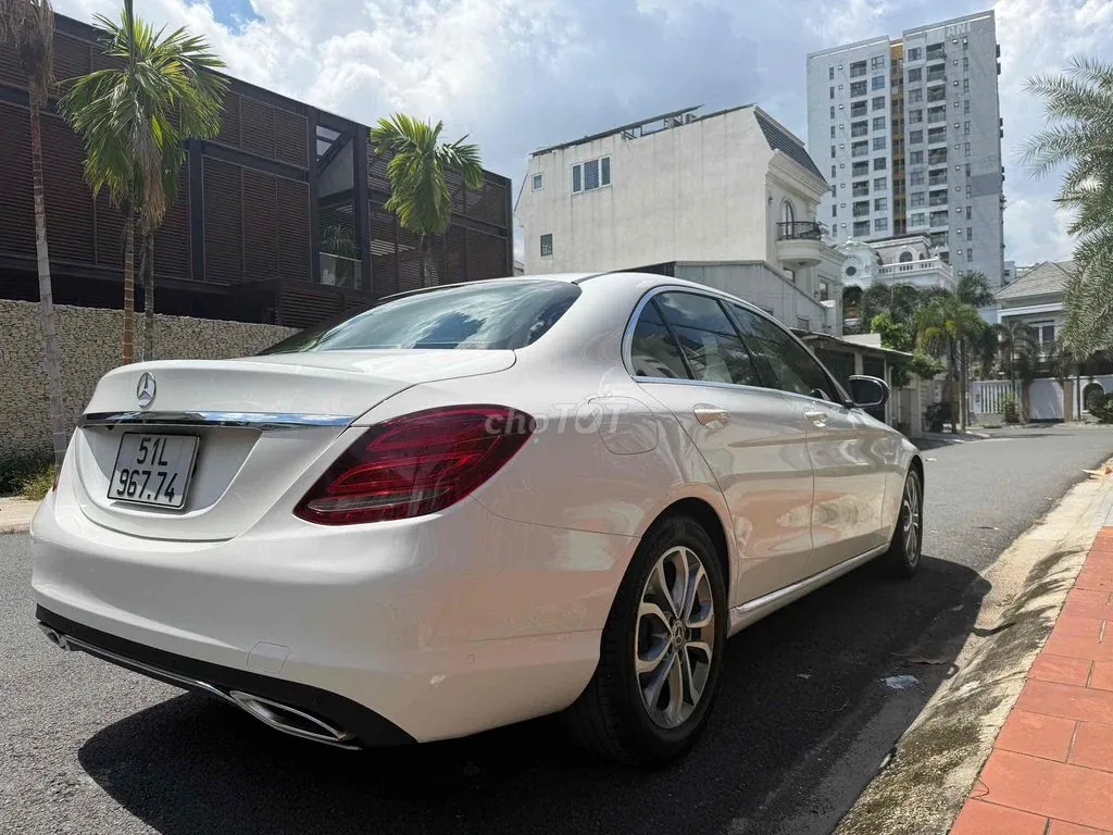 Mercedes-Benz C-Class 2016 photo 5
