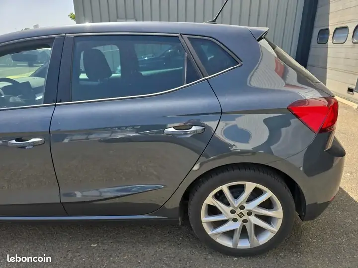 Seat Ibiza 2025 photo 5